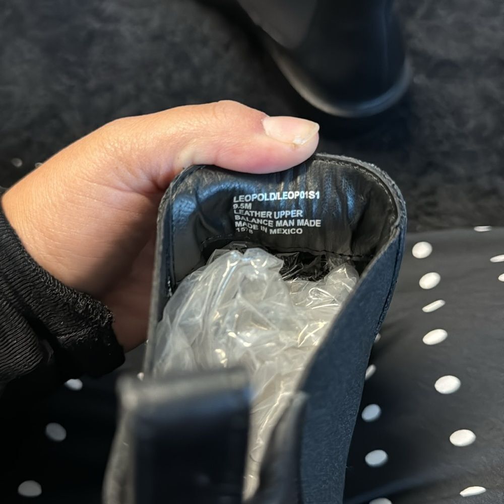 Steve Madden LYSETTE BLACK LEATHER Chelsea Ankle Boots Size 9.5 - Picture 8 of 10
